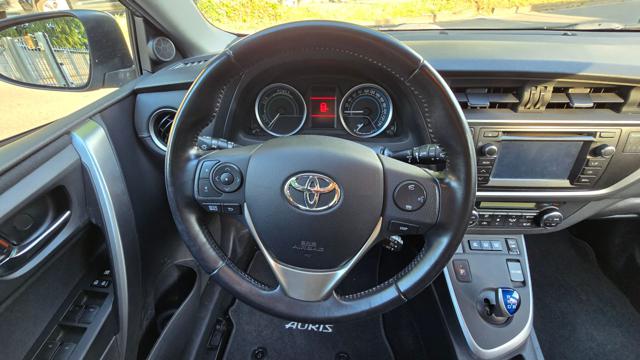 TOYOTA Auris Touring Sports usata, con Volante in pelle