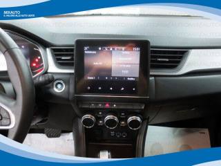 RENAULT Captur usata, con Autoradio