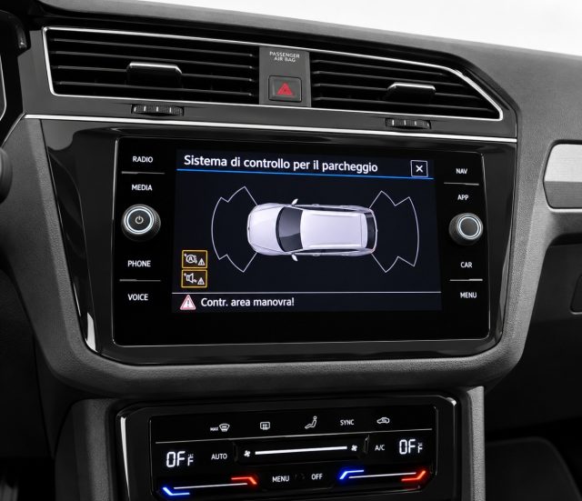 VOLKSWAGEN Tiguan usata, con Climatizzatore