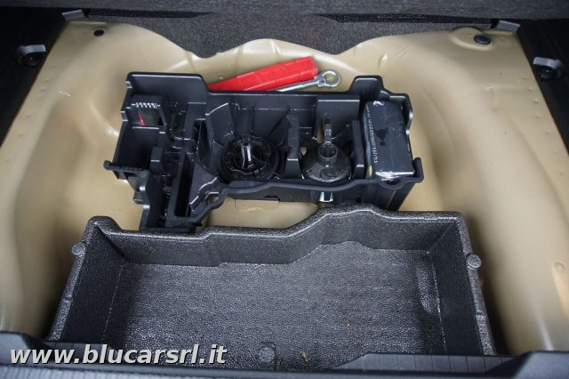 PEUGEOT 2008 usata, con Bracciolo