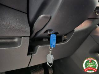 SKODA Karoq usata, con Bluetooth