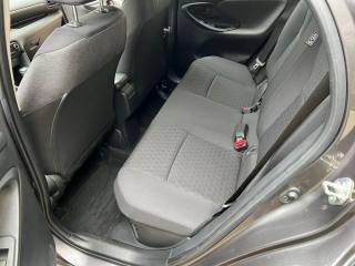 TOYOTA Yaris usata 15