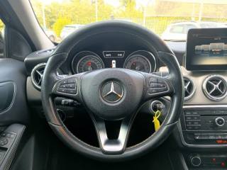 MERCEDES-BENZ GLA 200 usata, con Autoradio