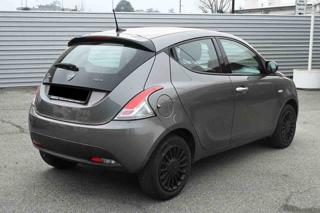 LANCIA Ypsilon usata, con Autoradio