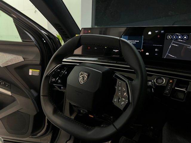 PEUGEOT 3008 usata, con Bracciolo