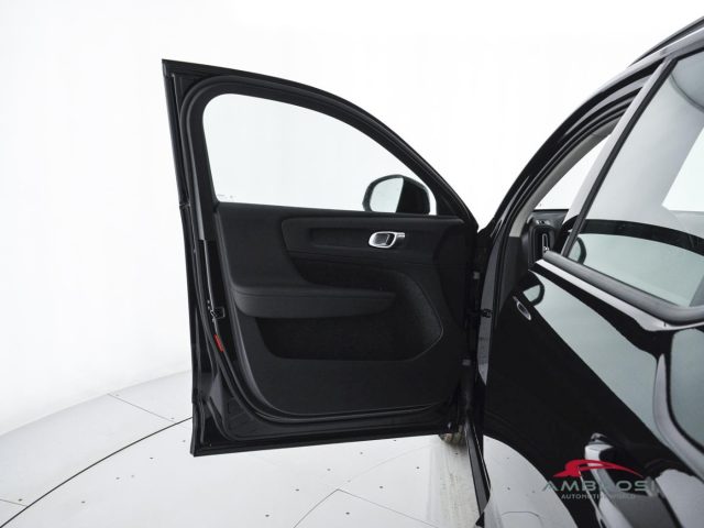 VOLVO XC40 usata 10