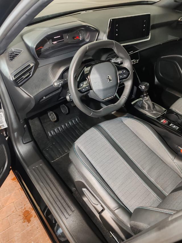 PEUGEOT 2008 usata, con Climatizzatore