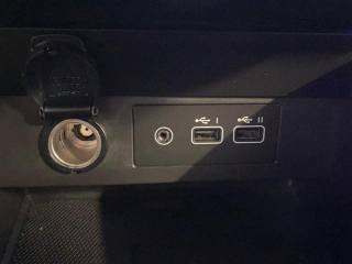 RENAULT Clio usata, con Sensori di parcheggio posteriori