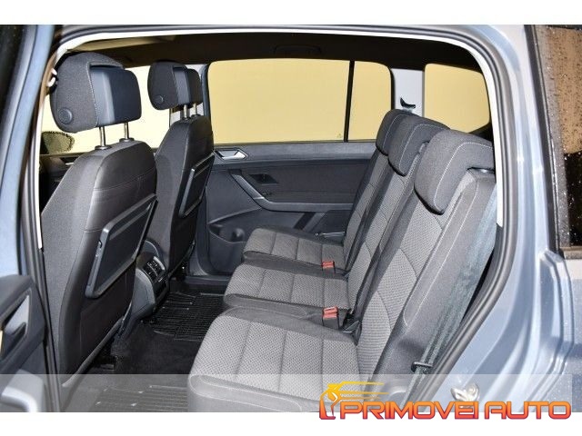 VOLKSWAGEN Touran usata, con Autoradio