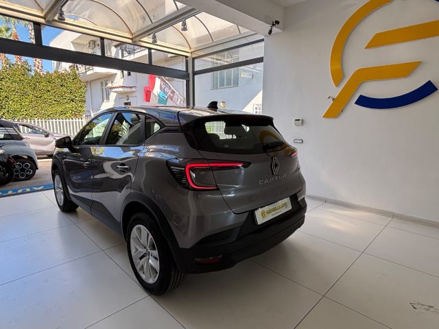 RENAULT Captur usata, con Touch screen