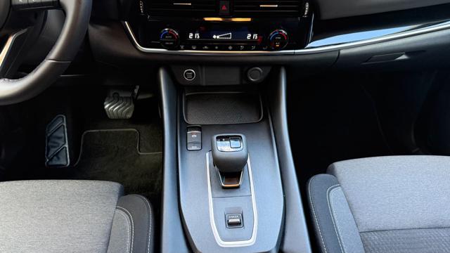 NISSAN Qashqai usata, con Boardcomputer