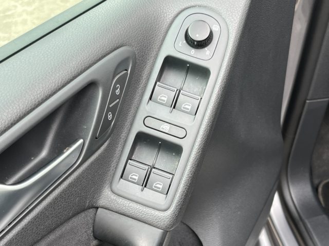 VOLKSWAGEN Golf usata, con Cruise Control