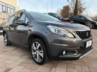 PEUGEOT 2008 usata, con Airbag