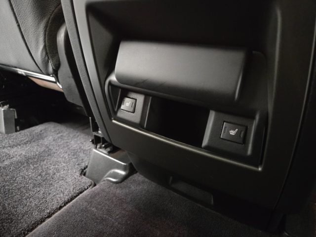 LAND ROVER Discovery usata, con Fari Xenon