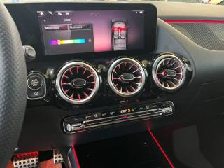 MERCEDES-BENZ B 200 usata, con Controllo automatico clima