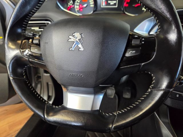 PEUGEOT 308 usata, con Fendinebbia