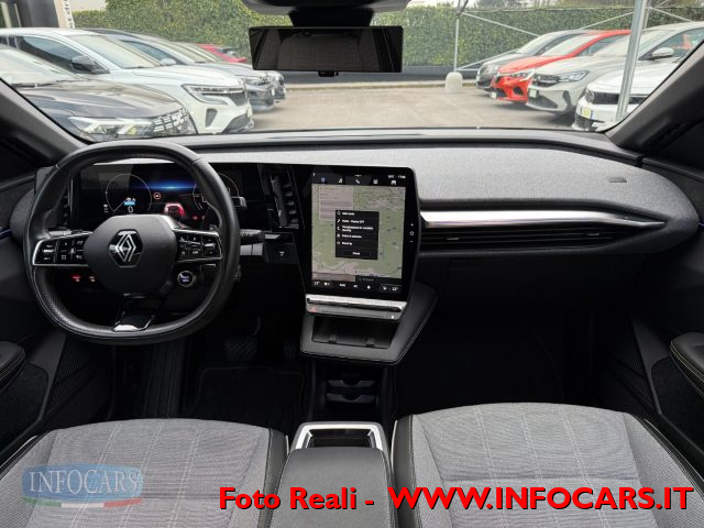 RENAULT Megane usata, con Controllo automatico clima