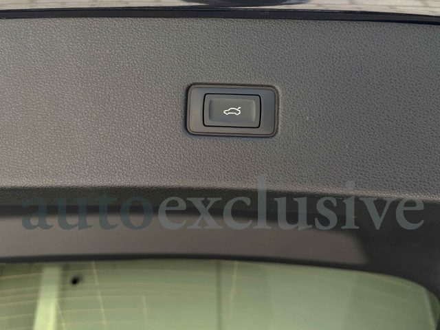 AUDI RS Q8 usata, con Interni in pelle