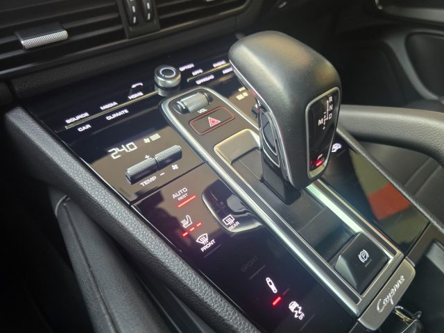PORSCHE Cayenne usata, con Sound system