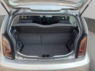 VOLKSWAGEN up! usata, con Climatizzatore automatico, 2 zone