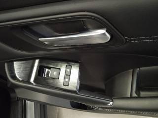 NISSAN Qashqai usata, con Sedile posteriore sdoppiato