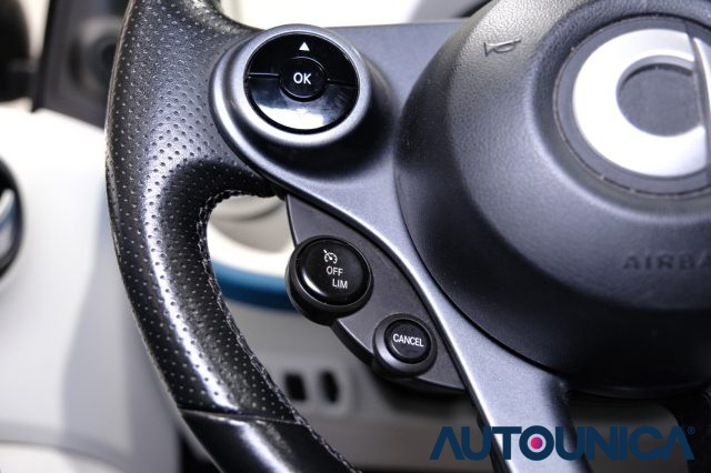 SMART ForTwo usata, con USB
