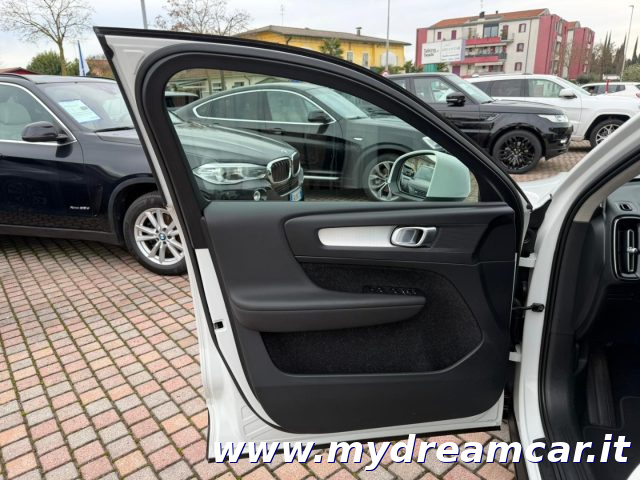 VOLVO XC40 usata, con Autoradio