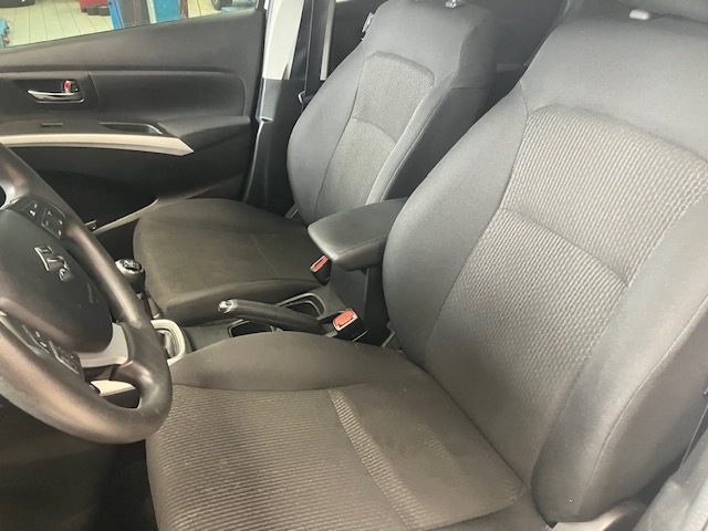 SUZUKI S-Cross usata, con Fendinebbia