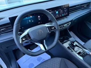 MG HS usata, con Fendinebbia