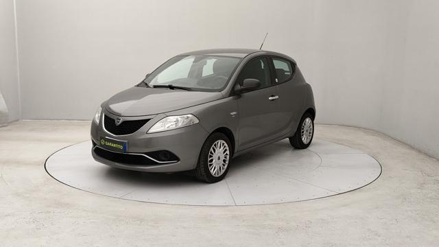 LANCIA Ypsilon usata, con ABS
