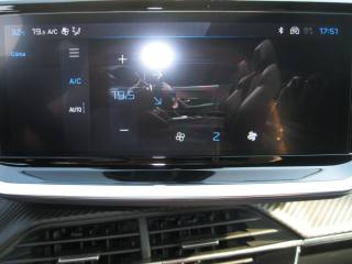 PEUGEOT 2008 usata, con USB