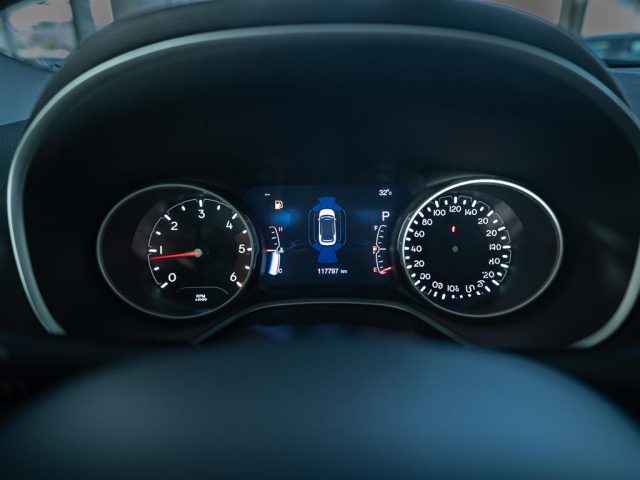 JEEP Compass usata, con Servosterzo
