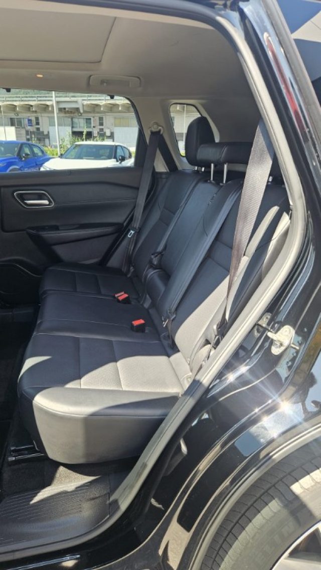 NISSAN X-Trail usata, con Sedili riscaldati