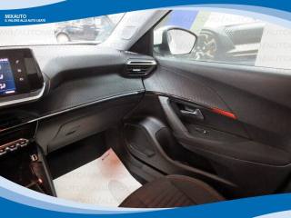 PEUGEOT 2008 usata, con Climatizzatore