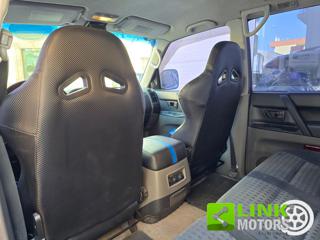 MITSUBISHI Pajero usata 30