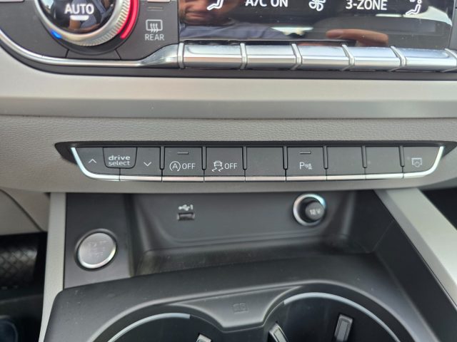 AUDI A4 usata, con Luce d