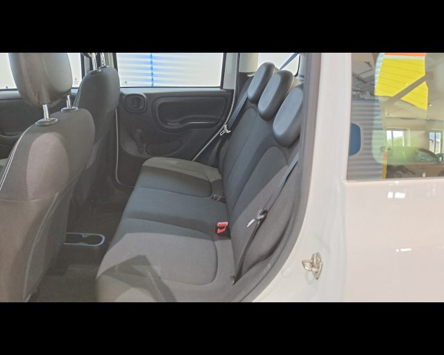 FIAT New Panda usata 17