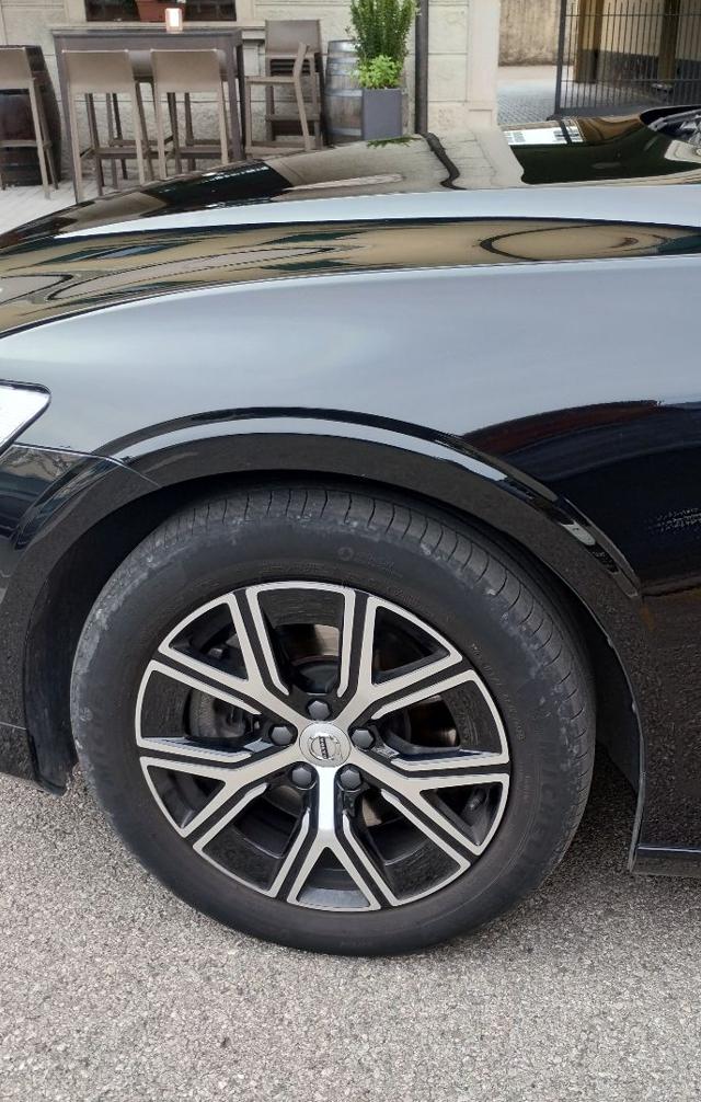 VOLVO V60 usata, con Gancio traino