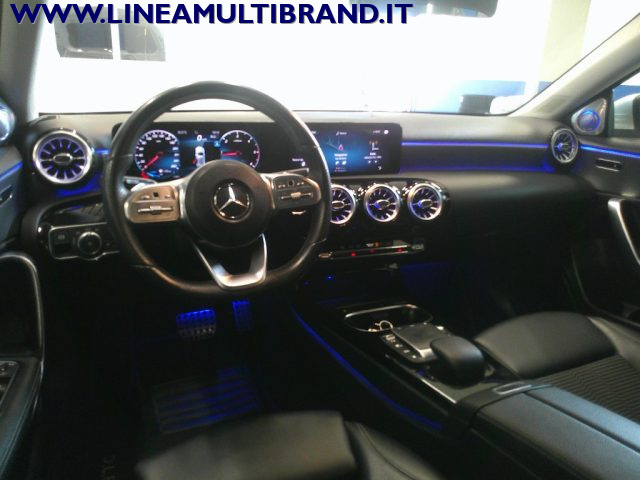 MERCEDES-BENZ A 180 usata, con Touch screen