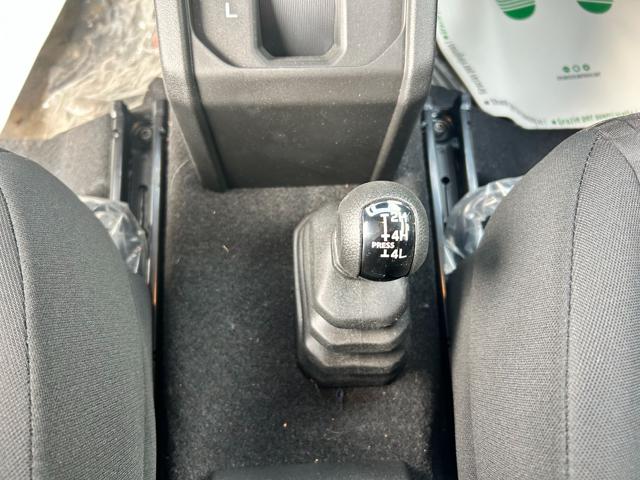 SUZUKI Jimny usata, con Bluetooth