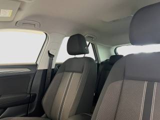 VOLKSWAGEN T-Roc usata 9