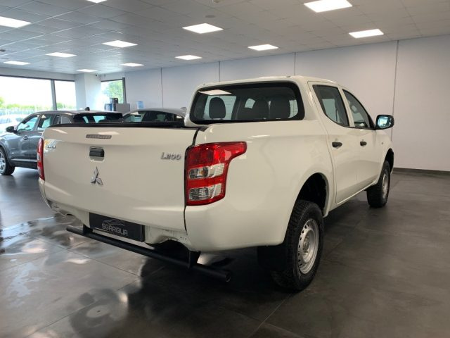 MITSUBISHI L200 usata, con Autoradio