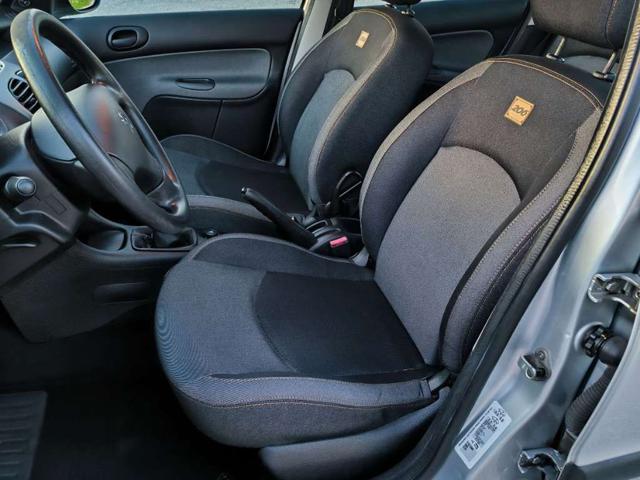 PEUGEOT 206 usata, con Climatizzatore