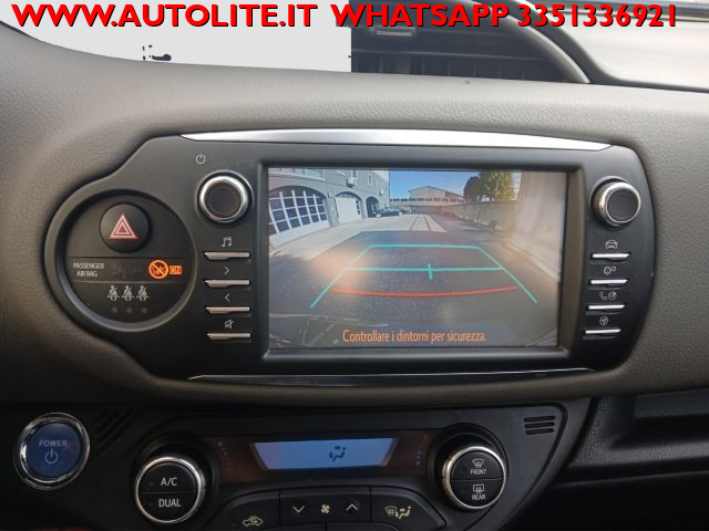TOYOTA Yaris usata, con Sedile posteriore sdoppiato