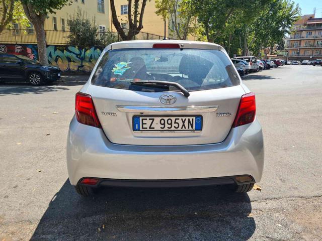 TOYOTA Yaris usata, con Alzacristalli elettrici