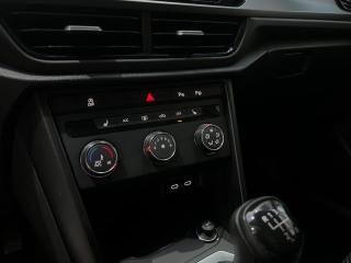VOLKSWAGEN T-Roc usata, con MP3