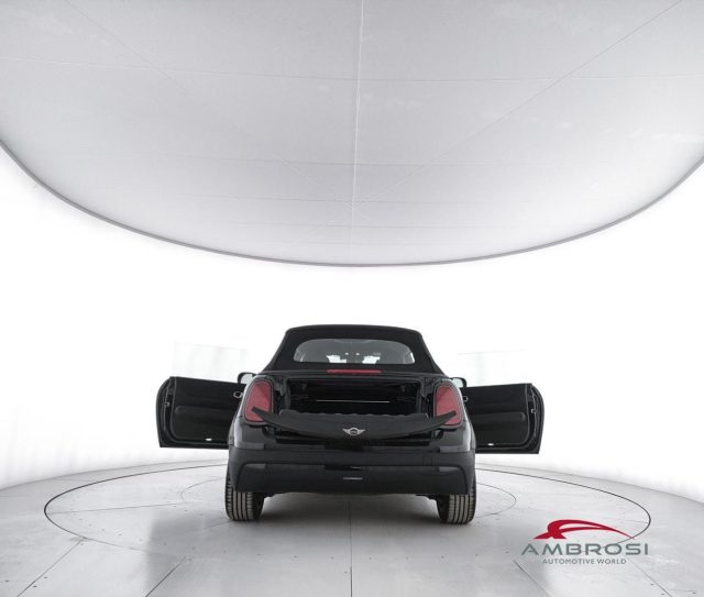 MINI Cabrio usata 6