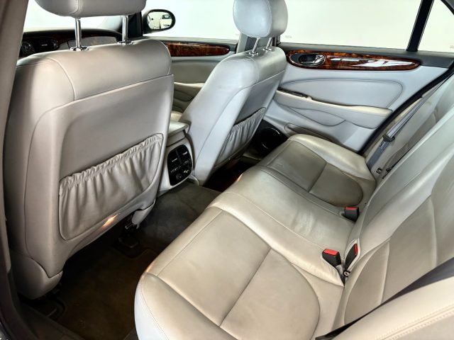 JAGUAR XJ6 usata, con Cronologia tagliandi