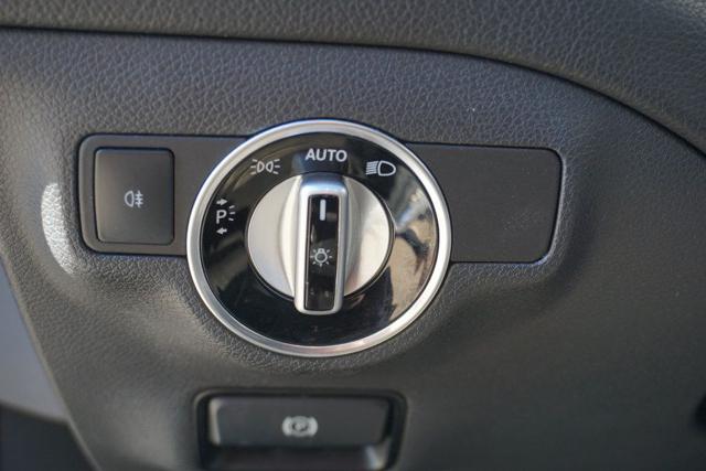 MERCEDES-BENZ CLA 180 usata 71