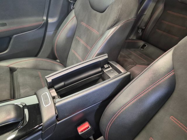 MERCEDES-BENZ A 180 usata, con MP3